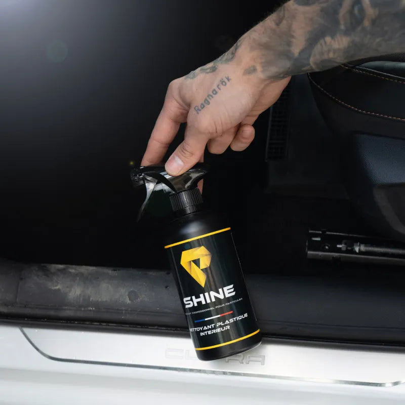 SHINE - NETTOYANT PLASTIQUE INTERIEUR | Rénovateur + Anti-Statique + Mat