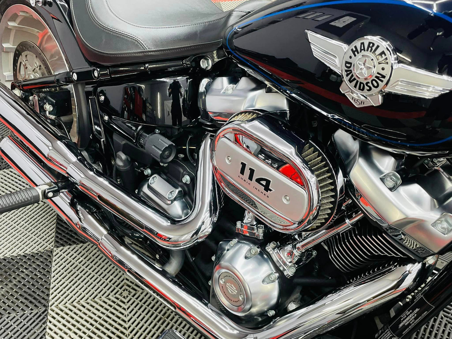 K2 ALUCHROM - Polish Chrome & Aluminium