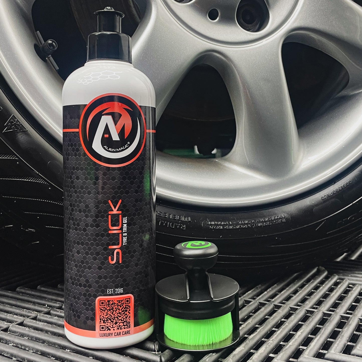 ALIEN MAGIC - SLICK TYRE & TRIM GEL